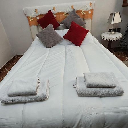 Appartement Riad 5Min A Pied De L'Aeroport Marrakesh Buitenkant foto