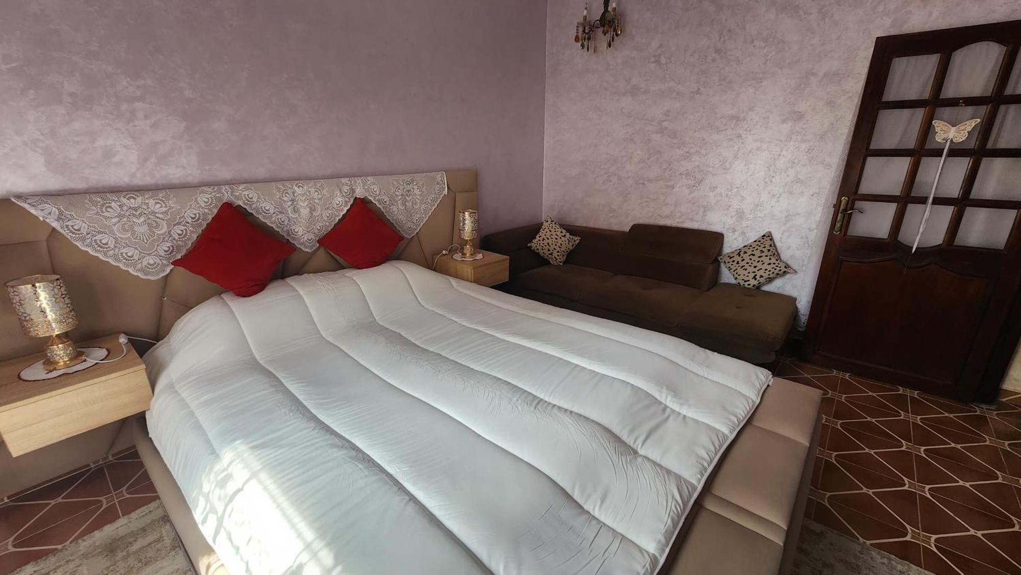 Appartement Riad 5Min A Pied De L'Aeroport Marrakesh Buitenkant foto